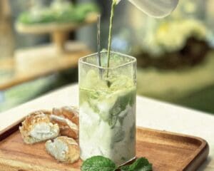 MATCHA BOOM 2 - R Workshop & Art Space Matcha Latte at R Flower & Café